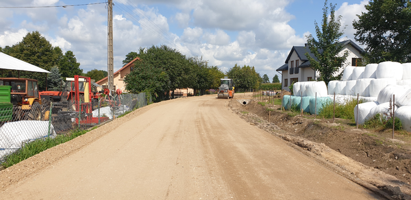 Rozbudowa drogi w miejscowości Wyszonki - Włosty - Rozpoczęta