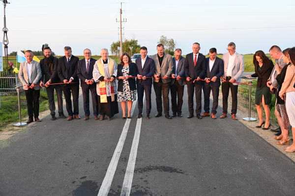 Uroczyste otwarcie drogi Usza Wielka - Wiktorzyn - Lubowicz Wielki