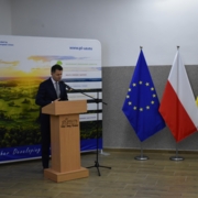 DSC_0019 (Copy) DSC_0019 (Copy)